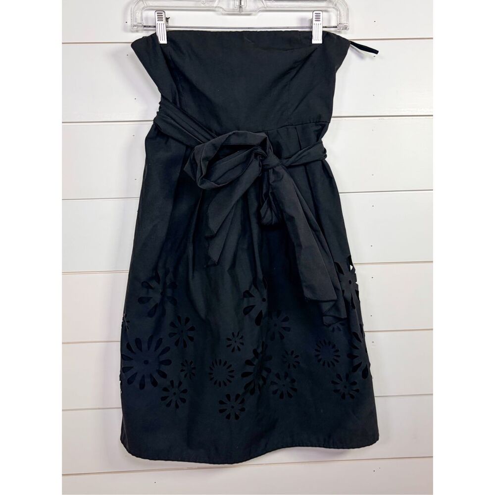 Rhapsody Women's Lazer Cut Floral Tie Waist Strapless Mini Dress Black Medium
